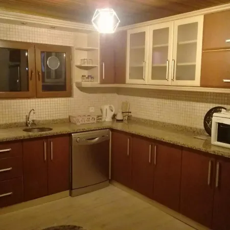 Baba Evi
